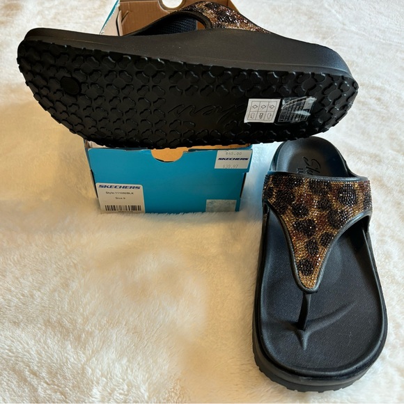 NWT Skechers Leopard Print Sandals Black and Brown Size 9 - Picture 8 of 9